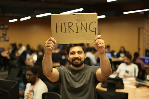 Smarter Job Hunting Support for Career Success